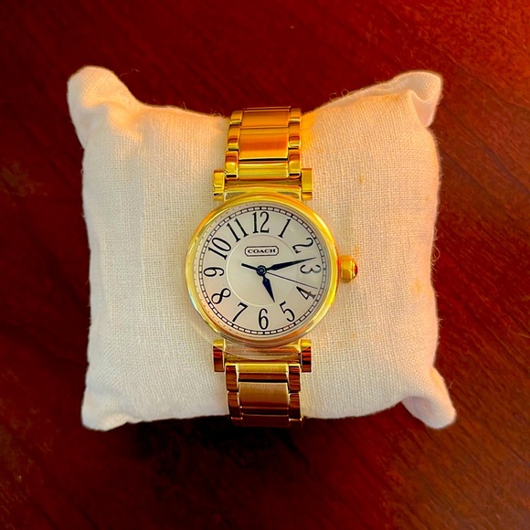 Gold Coach Watch - Picture 2 of 3